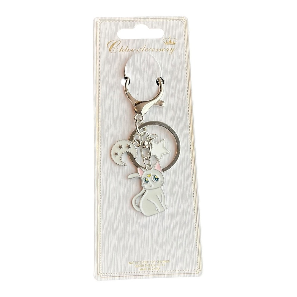 Chloe Accessory Women's Silver White Luna Cat Moon Star Metal Enamel Key Chain